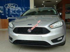 Cần bán xe Ford Focus Trend giá tốt