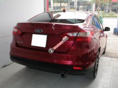 Cần bán Ford Focus 2.0 2015, màu đỏ chính chủ, 615tr