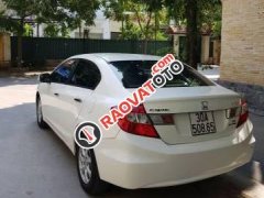 Cần bán Honda Civic 1.8AT đời 2015, màu trắng chính chủ, 630tr