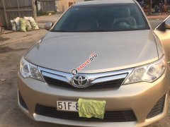 Bán ô tô Toyota Camry SE sản xuất 2013, màu vàng cát, nhập khẩu, 355tr