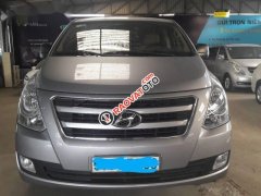 Bán Hyundai Starex 2.5MT năm sản xuất 2017, màu bạc, nhập khẩu, giá tốt