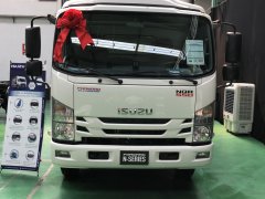 Xe tải nhẹ Isuzu thùng bạt. Hỗ trợ cho vay trả góp