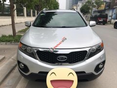 Cần b&#225;n lại xe Kia Sorento năm 2010 m&#224;u bạc, gi&#225; chỉ 650 triệu