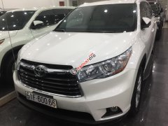 Cần bán Toyota Highlander LE sản xuất năm 2015, màu trắng, nhập khẩu