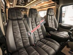 Bán Ford Transit Limousine sản xuất năm 2017, màu đen, giá tốt