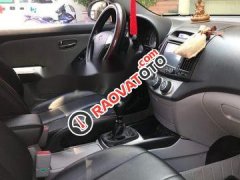 Bán ô tô Hyundai Avante MT đời 2011, màu trắng như mới