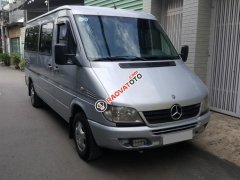 Bán Mercedes Sprinter 2013 máy dầu, màu bạc xe nhà mua mới từ đầu