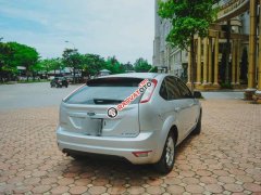 Bán xe Ford Focus 1.8 năm sản xuất 2010, màu bạc, 355 triệu