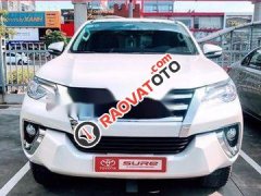 Cần bán gấp Toyota Fortuner V 4X2AT đời 2017, màu trắng  