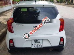 Bán Kia Morning EXMT năm 2017, màu trắng, xe đi được 8000km, còn 95%