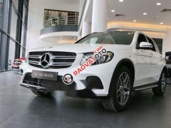 Bán Mercedes GLC 300 4Matic đời 2018, màu trắng, nhập khẩu nguyên chiếc