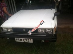 Cần bán Toyota Cresta đời 1981, màu trắng, giá tốt