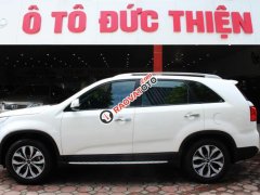 Cần bán gấp Kia Sorento 2.4GAT sản xuất 2016, màu trắng  