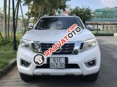 Chính chủ cần bán Nissan Navara VL ĐK T10/2017 4x4 AT màu trắng