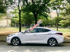 Cần bán xe Hyundai Elantra 1.6AT đời 2014, màu trắng, nhập khẩu