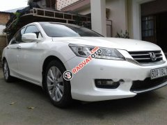 Bán ô tô Honda Accord 2.4AT năm 2014, màu trắng, nhập khẩu Thái Lan