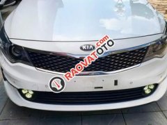 Bán Kia Optima 2.0AT 2017, màu trắng