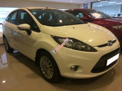 Bán Ford Fiesta 1.6l 4 cửa năm sản xuất 2013, 100 triệu nhận xe ngay