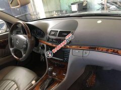 Bán ô tô Mercedes E280 sản xuất năm 2007, màu xám, giá chỉ 520 triệu