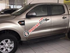 Bán Ford Ranger XLS 4x2 MT sản xuất năm 2015, màu vàng số sàn