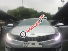 Bán Kia Optima 2.0 AT sản xuất năm 2017, màu bạc chính chủ