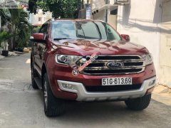 Gia đình bán Ford Everest Trend 2016, màu đỏ, xe nhập