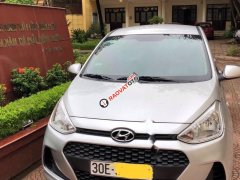 Cần bán xe Hyundai Grand i10 1.0 MT Base 2017, màu bạc, xe nhập chính chủ, giá tốt
