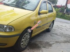 Cần bán gấp Fiat Siena HLX 1.6 đời 2003, màu vàng xe gia đình