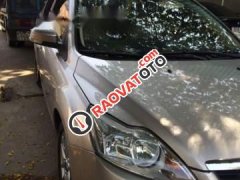 Bán Ford Focus 1.8MT năm sản xuất 2011, màu vàng