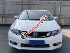 Cần bán lại xe Honda Civic 2.0 AT đời 2015, màu trắng 