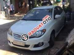 Cần bán Hyundai Avante MT sản xuất năm 2012, xe rất đẹp