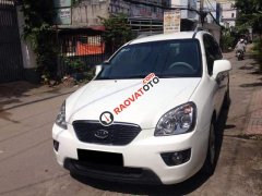 Gia đình cần bán xe Kia Carens, Sx 2016, số sàn, màu trắng tinh