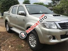 Bán Toyota Hilux 3.0G sản xuất 2013, màu bạc, nhập khẩu số sàn