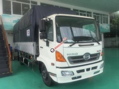 Bán xe tải mui bạt Hino 6 tấn thùng dài 5,6m đời 2017, màu trắng giá mềm