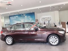 Cần bán BMW 5 Series 528i GT sản xuất năm 2017, màu đỏ, Sở hữu thiết kế sang trọng, đẳng cấp