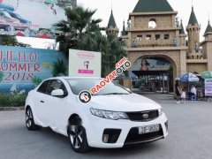 Cần bán Kia Koup sản xuất năm 2010, màu trắng, xe nhập, 415 triệu