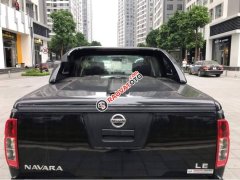 Gia đình bán Nissan Navara LE sản xuất năm 2013, màu đen