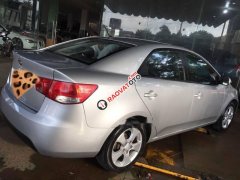 Cần bán Kia Cerato MT 2009, màu bạc, xe đẹp