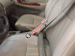 Bán Toyota Innova V sản xuất năm 2012, màu bạc số tự động