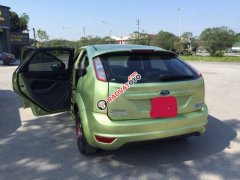 Cần bán gấp Ford Focus AT sản xuất năm 2009, giá tốt