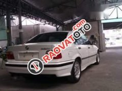 Cần bán BMW 3 Series 320i đời 1997, màu trắng, nhập khẩu, giá 150tr