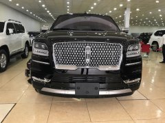 Cần bán xe Lincoln Navigator 570 đời 2019, màu đen, nhập khẩu nguyên chiếc Cần bán xe Lincoln Navigator 570 đời 2019, màu đen, nhập khẩu nguyên chiếc