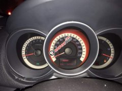 Tôi cần bán xe Kia Forte màu đen, số sàn năm 2011, xe gia đình