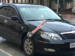 Cần bán lại xe Toyota Camry 3.0V năm sản xuất 2002, màu đen
