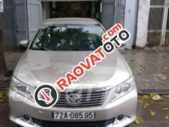 Bán ô tô Toyota Camry 2.0 năm 2013, màu bạc