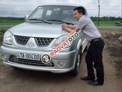 Cần bán Mitsubishi Jolie MT sản xuất năm 2002, xe đẹp, phun xăng điện tử