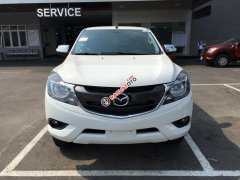 Mazda Gia Lai bán xe BT-50 2.2 MT, màu trắng, xe có sẵn giao ngay Mazda Gia Lai bán xe BT-50 2.2 MT, màu trắng, xe có sẵn giao ngay