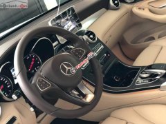 Bán xe Mercedes GLC 300 4Matic đời 2018, màu trắng Bán xe Mercedes GLC 300 4Matic đời 2018, màu trắng