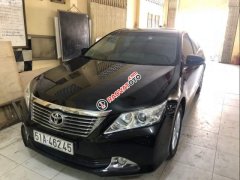 Bán xe Toyota Camry 2.0E sản xuất 2013, màu đen Bán xe Toyota Camry 2.0E sản xuất 2013, màu đen