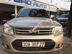 Bán Ford Everest 4x4MT đời 2014, màu vàng cát